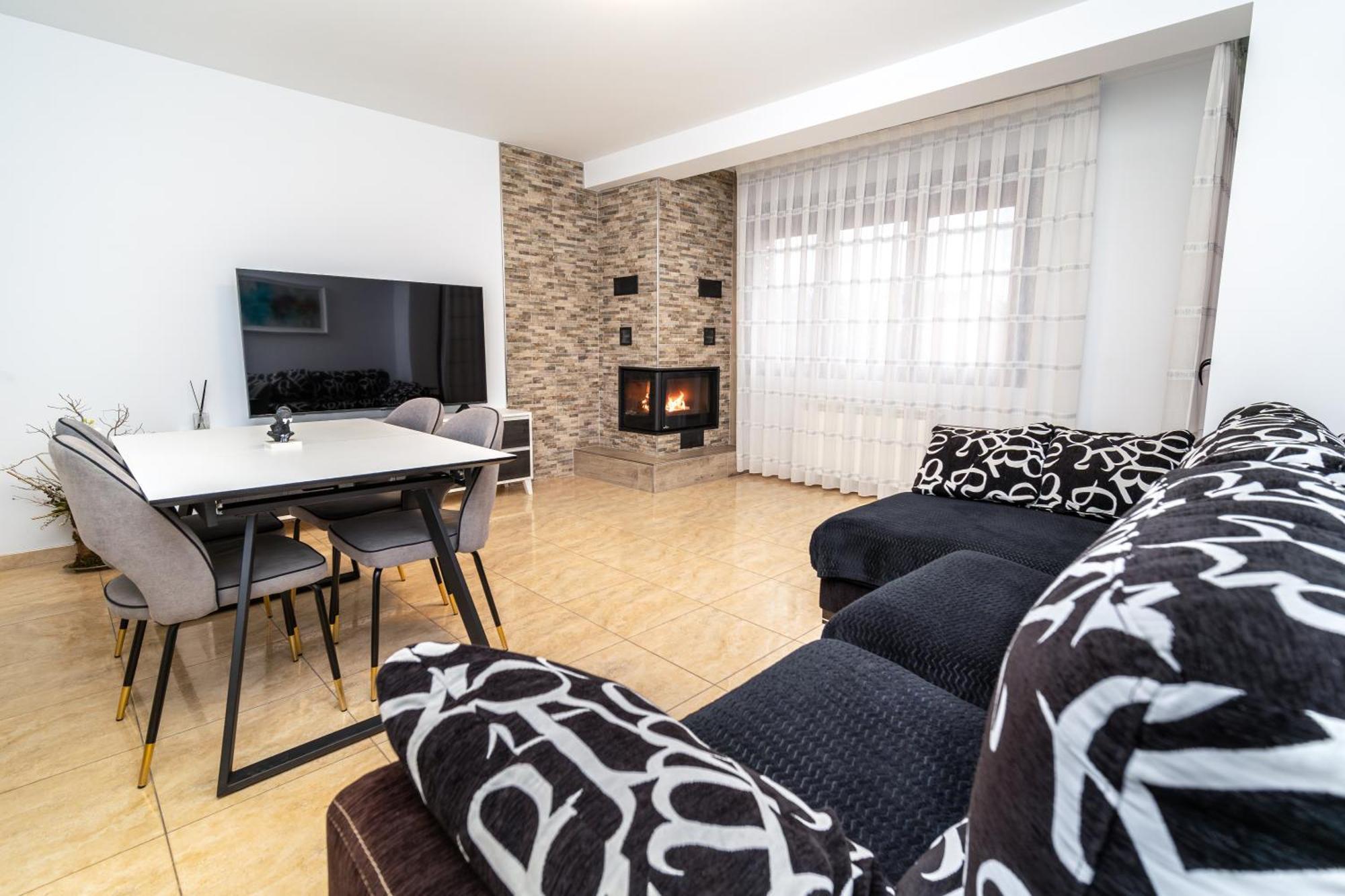 דירות ולדרוברס Casa Ianco &Rares מראה חיצוני תמונה